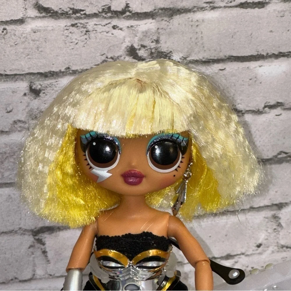 L.O.L. Surprise! LOL Surprise OMG ROCK FAME QUEEN Doll GOO GOO MEW MEW MEOW Pet